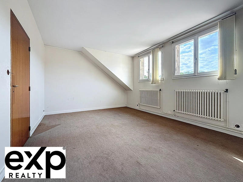 Appartement - 98 m² - 4 pièces