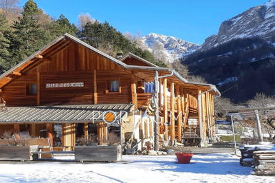 Local commercial - 700 m²