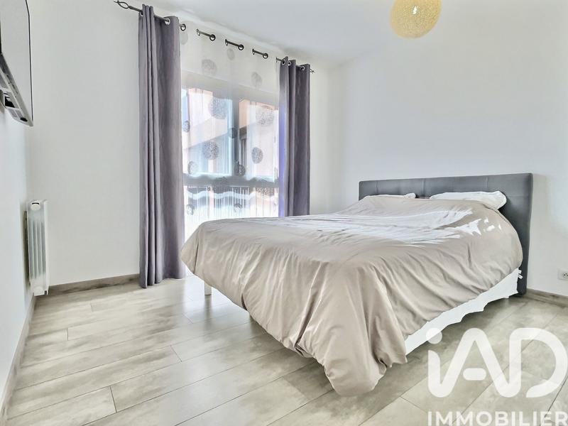 Appartement - 98 m² - 4 pièces