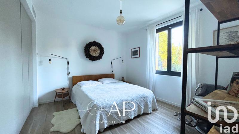 Maison - 181 m² - 7 pièces