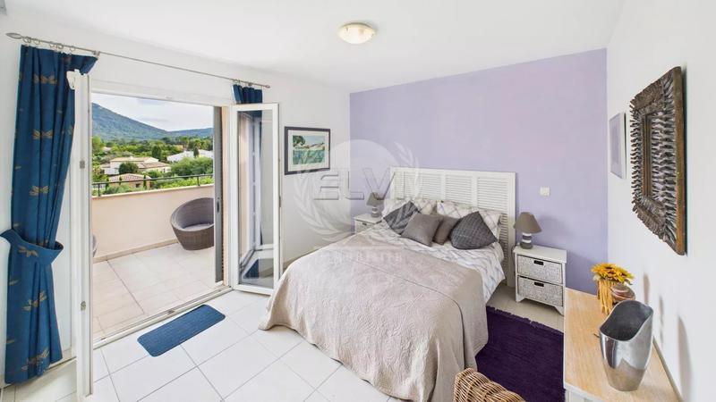 Maison - 89 m² - 3 pièces