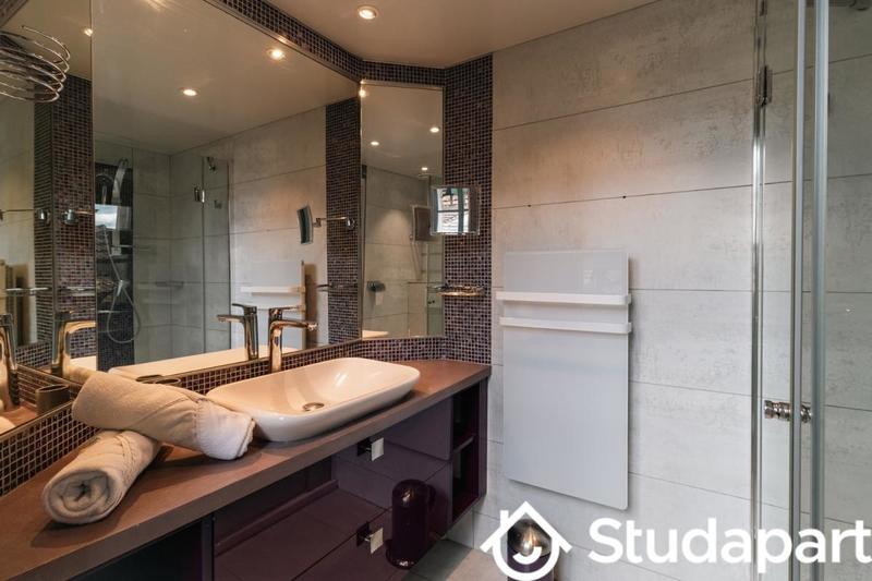 Appartement - 75 m² - 3 pièces