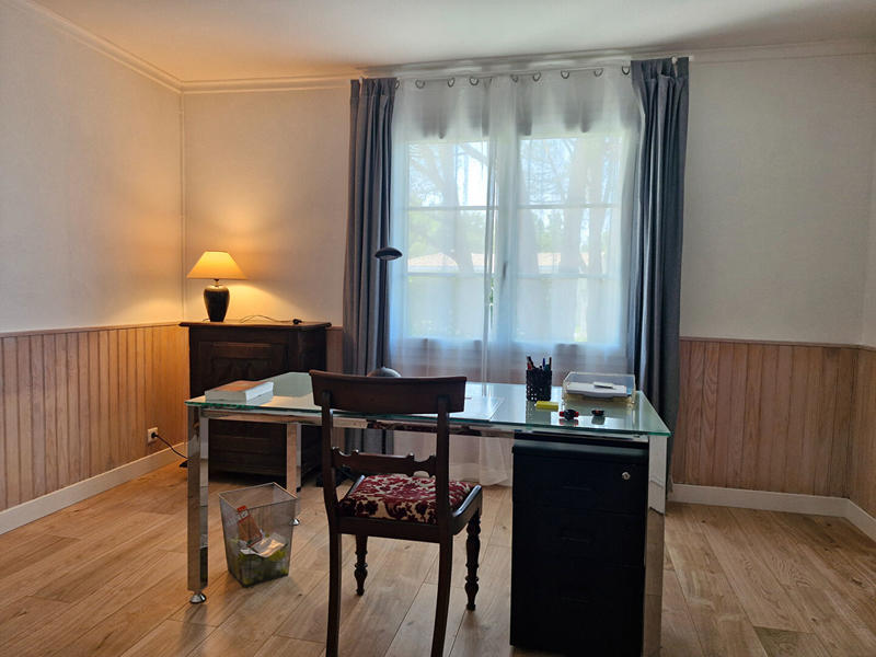 Maison - 215 m² - 7 pièces