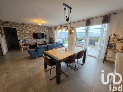 Maison - 92 m² - 4 pièces