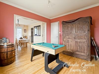 Maison - 135 m² - 8 pièces