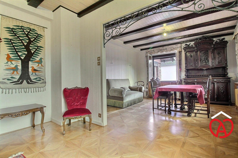 Maison - 111 m² - 6 pièces