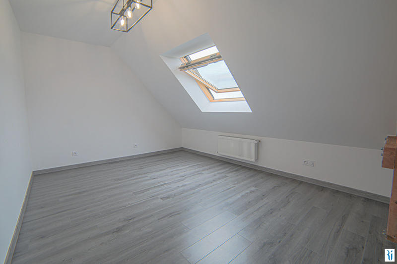 Maison - 101 m² - 5 pièces