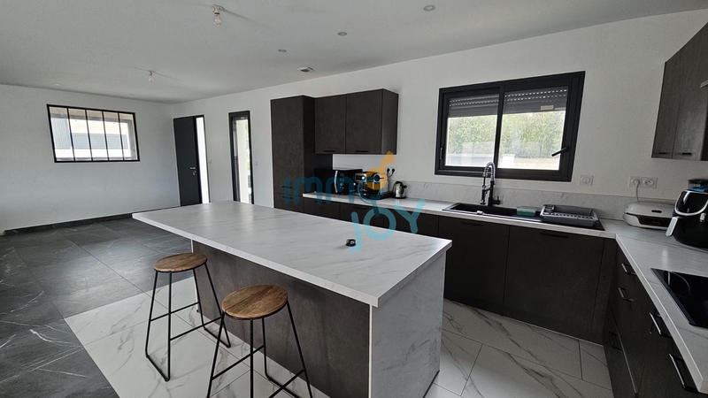 Villa - 140 m² - 5 pièces