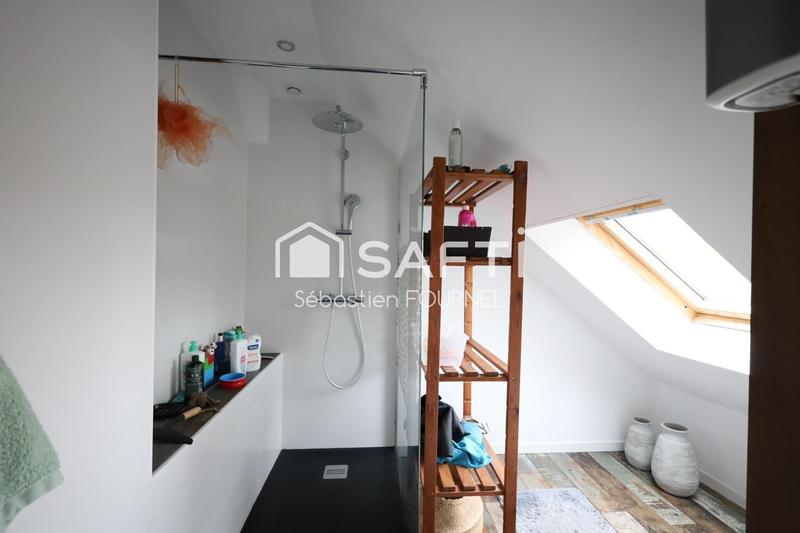 Maison - 247 m² - 9 pièces