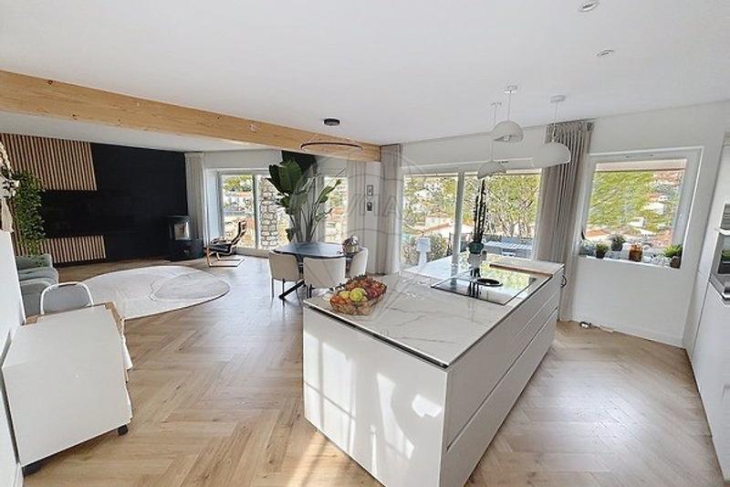 Maison - 118 m² - 5 pièces