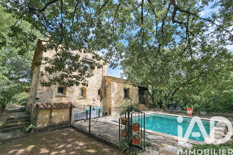 Maison - 148 m² - 5 pièces