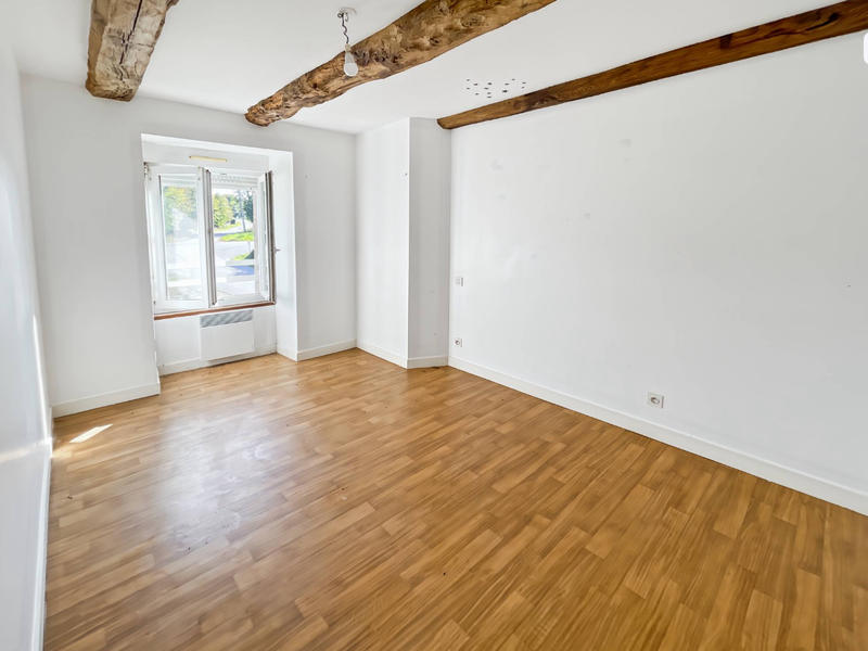 Maison de village - 85 m² - 4 pièces