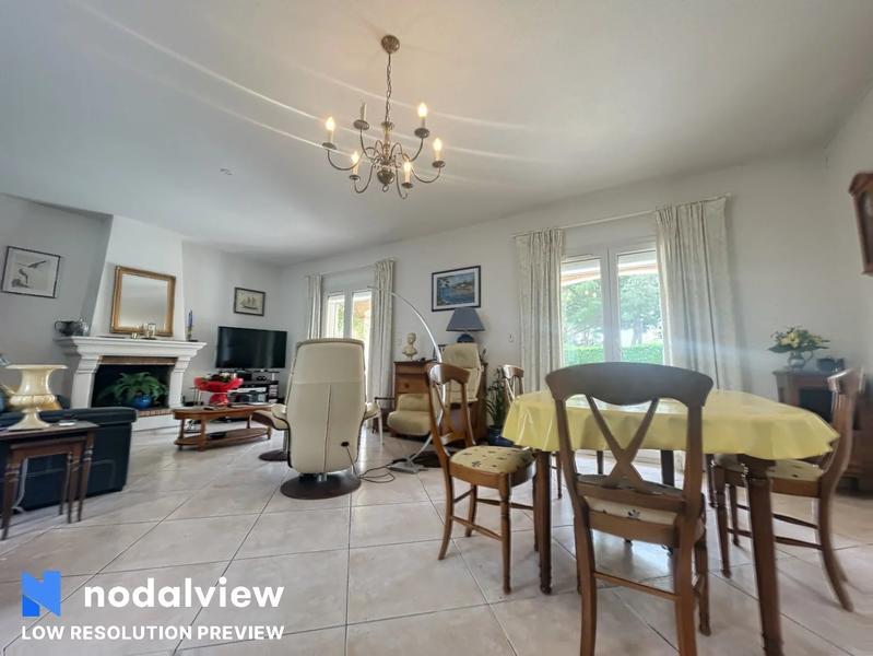 Villa - 137 m² - 4 pièces