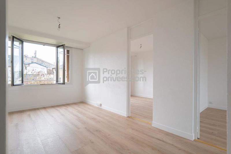 Appartement - 56 m² - 4 pièces