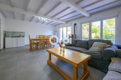 Maison - 84 m² - 4 pièces