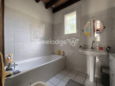 Maison traditionnelle - 130 m² - 6 pièces