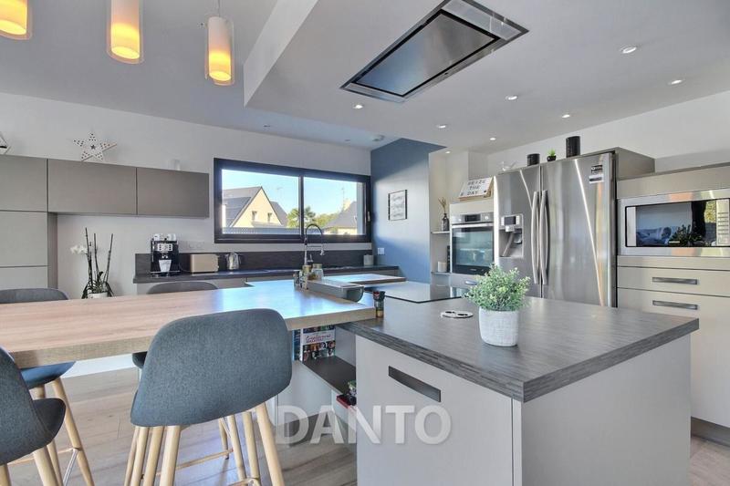 Maison - 161 m² - 5 pièces