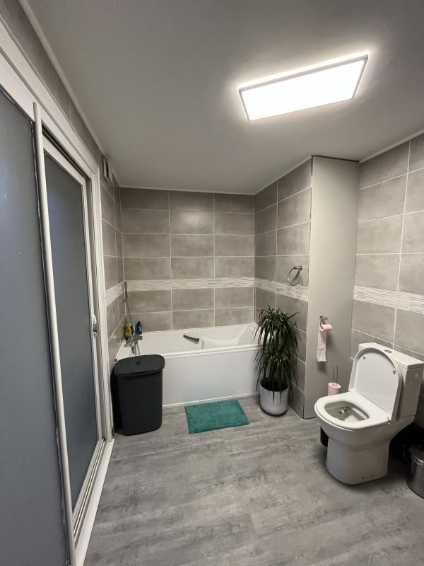 Maison - 110 m² - 6 pièces