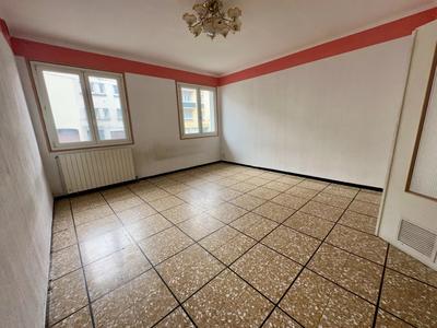 Appartement - 87 m² - 4 pièces