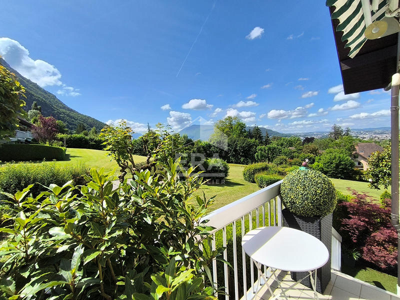 Appartement - 106 m² - 4 pièces