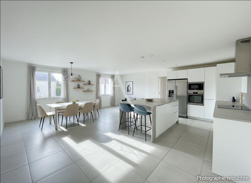 Maison - 90 m² - 4 pièces