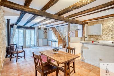 Maison traditionnelle - 130 m² - 4 pièces