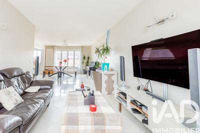 Maison - 162 m² - 10 pièces