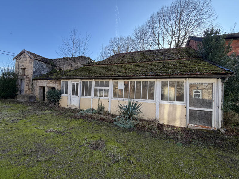 Maison - 230 m² - 5 pièces