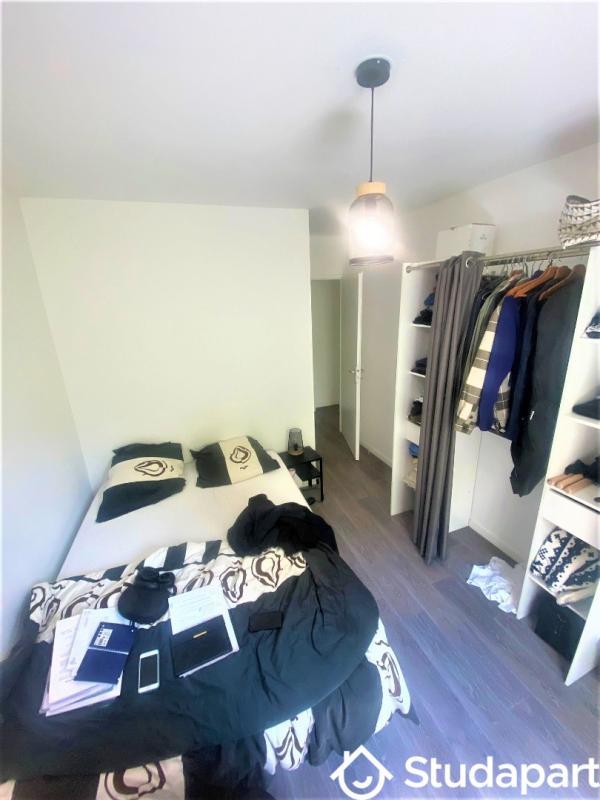 Chambre - 11 m² - 1 pièce
