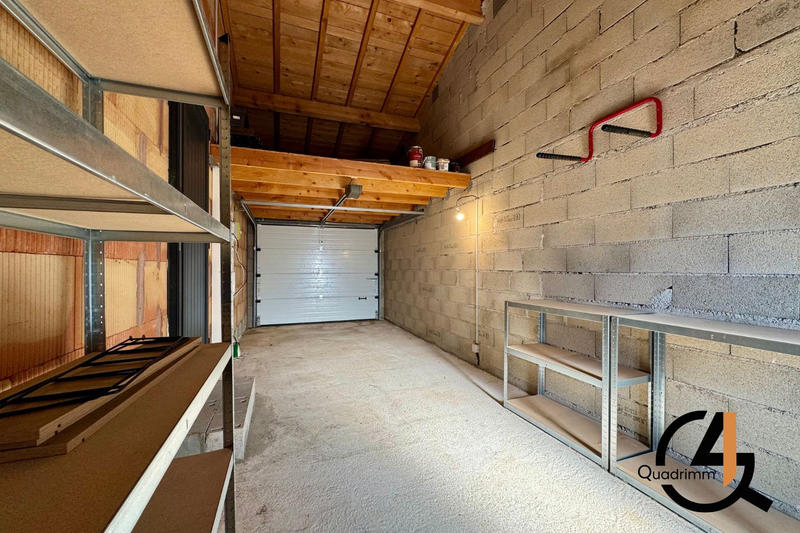 Maison - 80 m² - 4 pièces