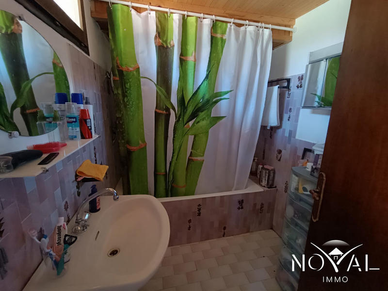 Propriété - 240 m² - 5 pièces