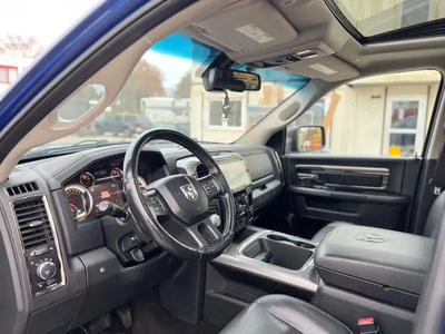 Dodge Ram 1500 5.7l V8 Laramie Crew Cab