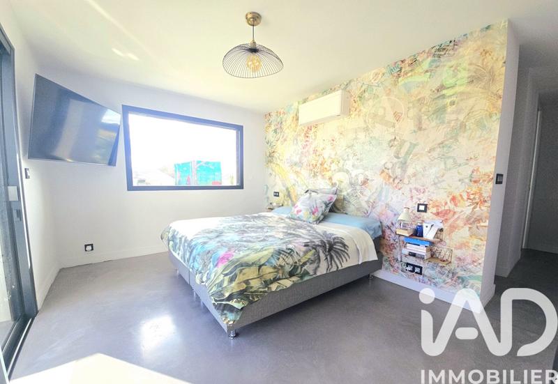 Maison - 244 m² - 6 pièces