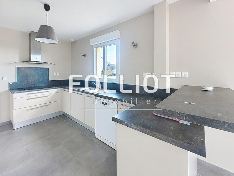 Maison - 100 m² - 5 pièces