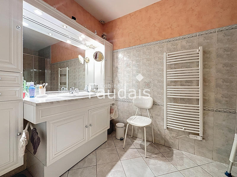 Maison - 138 m² - 7 pièces