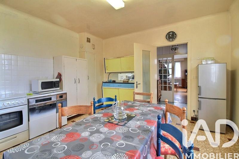 Maison - 162 m² - 11 pièces