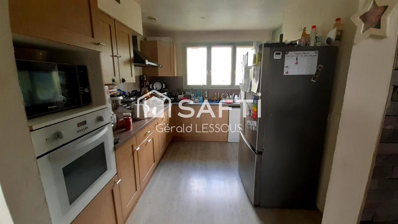 Maison - 90 m² - 5 pièces