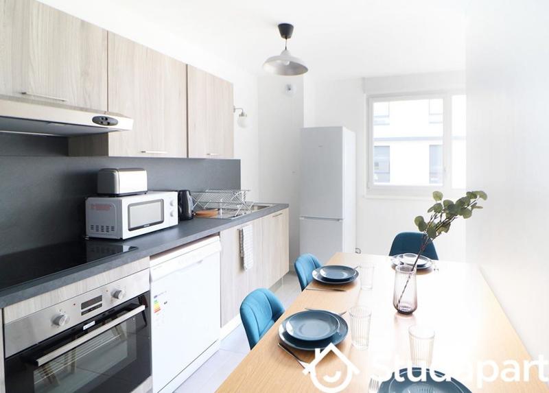 Chambre - 10 m² - 1 pièce