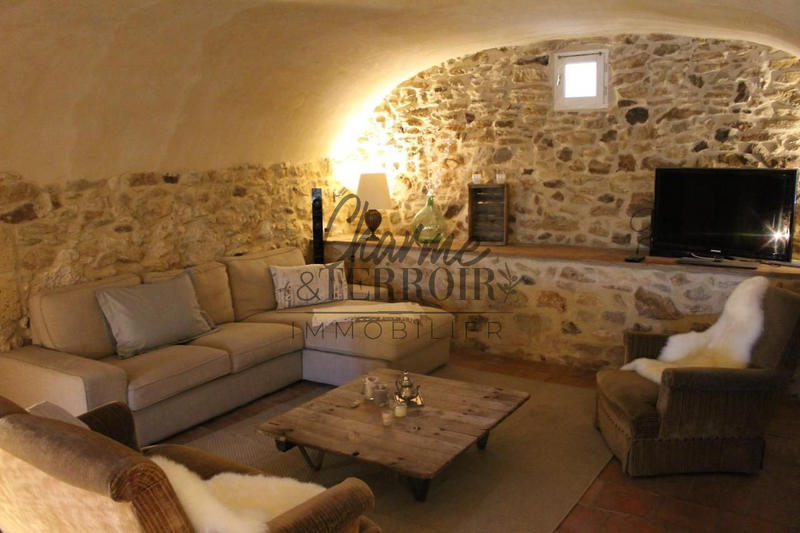 Mas - 228 m² - 10 pièces