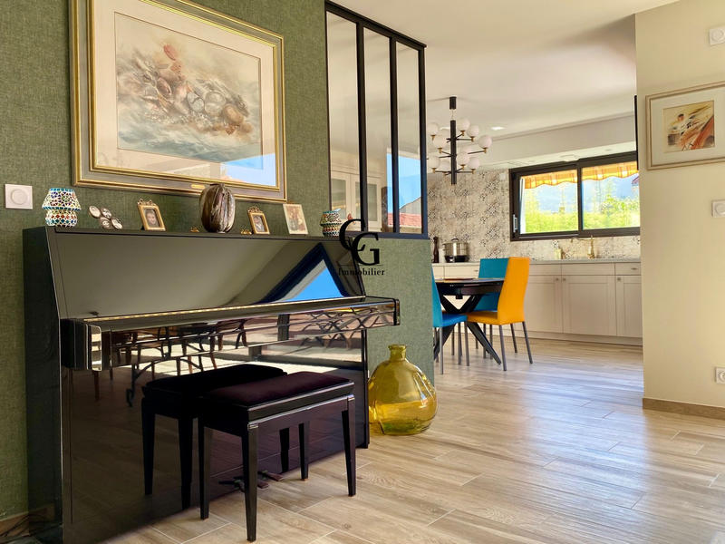 Maison contemporaine - 145 m² - 5 pièces