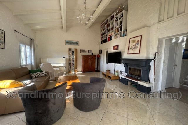 Maison - 145 m² - 5 pièces