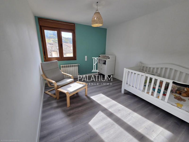 Appartement - 101 m² - 4 pièces