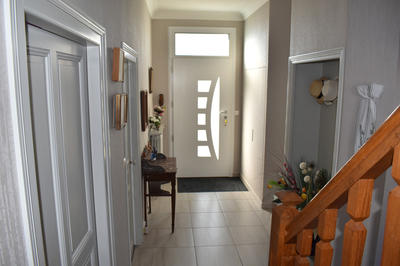 Maison de ville - 175 m² - 9 pièces