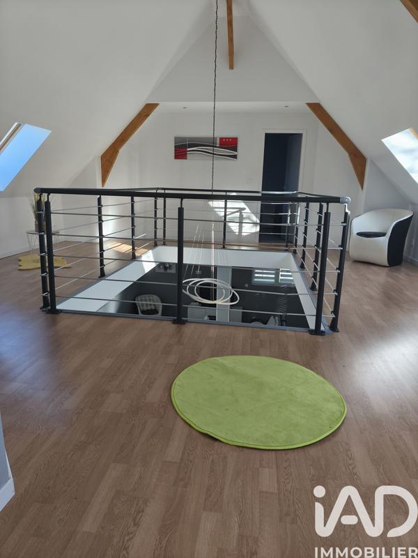 Maison - 200 m² - 6 pièces