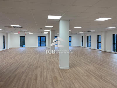 Bureau - 312 m²
