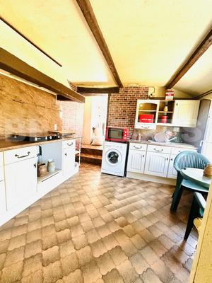 Pavillon - 150 m² - 6 pièces