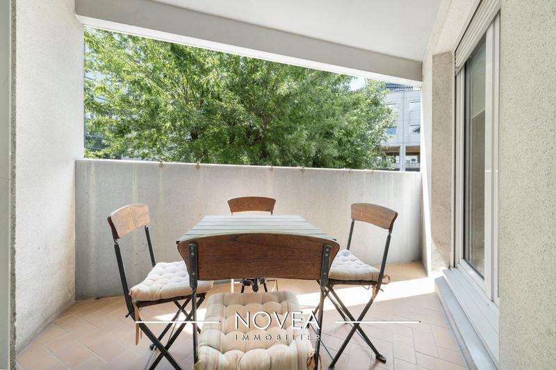 Appartement - 99 m² - 4 pièces