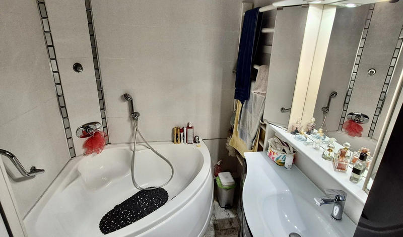 Appartement - 112 m² - 4 pièces