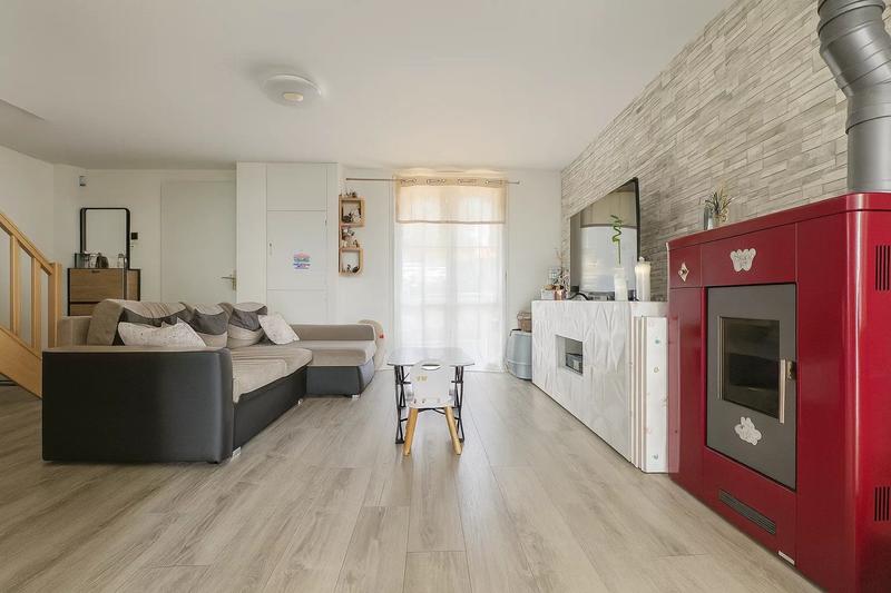 Maison - 83 m² - 4 pièces