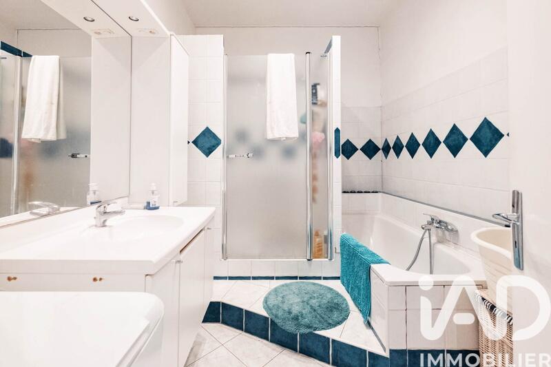 Maison - 196 m² - 5 pièces